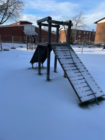 1305620-4 Playset rope climbing Slottsbro