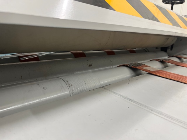 1318635-4 Punching machine Platform Die Cutter Zhenhua 1200 with punching tools