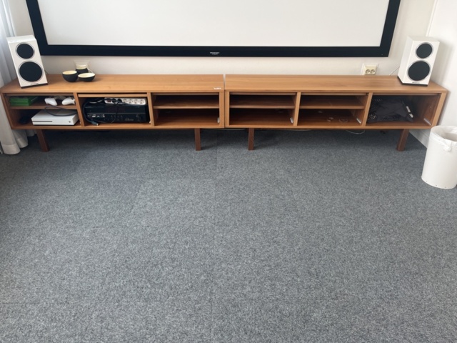 1274422-8 TV-bänkar 2st - Ikea Stockholm