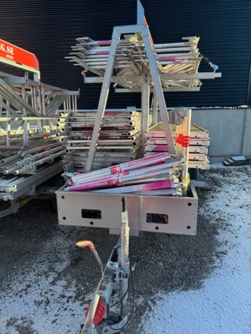 1286484-3 Ställningstrailer med Altrad villapaket 3 - Tysse 1300kg -2023