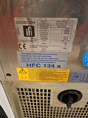 1322334-5 Commercial refrigerated display IFI Cubika pas 160