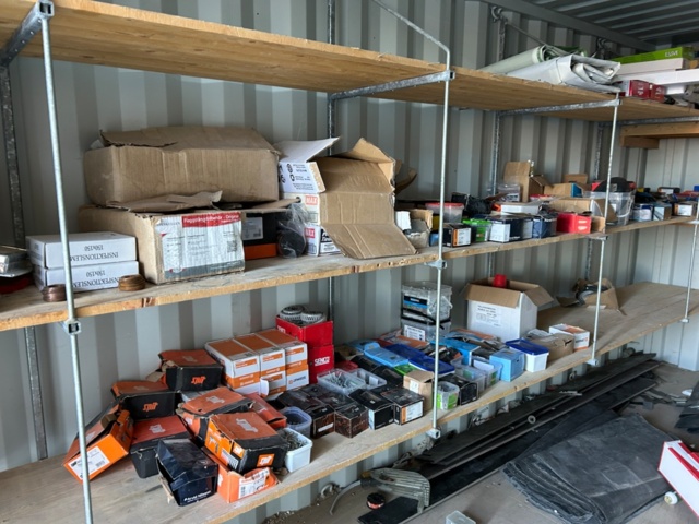 1323034-5 Container 20 fot med innehåll - XP-STDT-15 (F)