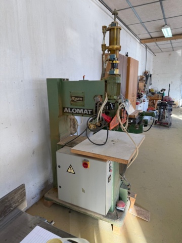 1176275-2 Twig making machine/plug machine Ayen Alomat