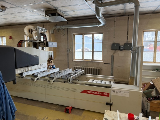 1176289-3 CNC Morbinelli Author 644 Top