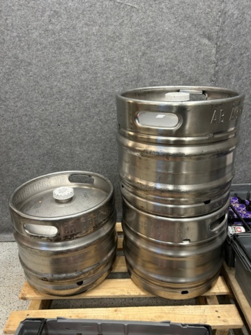 1284586-6 Lot of alcoholic beverages (This item is only sold to stockists)