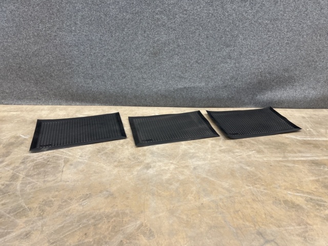 1322915-2 3 antistatic mats SOLO 900x600 mm