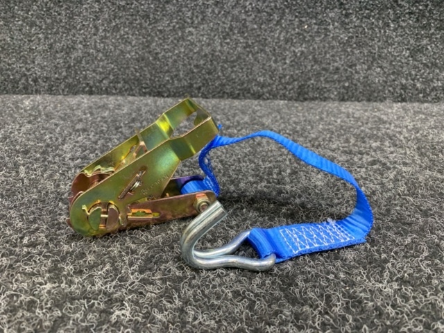 1323639-1 Approximately 40 load clamps 25mm