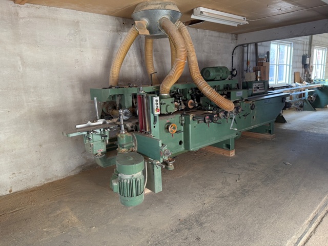 1176291-1 Straightedge U17N