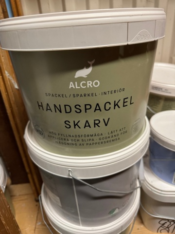 1316309-3 Lager med överbliven färg från måleriföretag