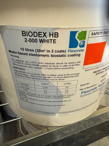 1316309-6 Lager med överbliven färg från måleriföretag