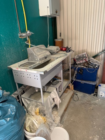 1316309-26 Lager med överbliven färg från måleriföretag