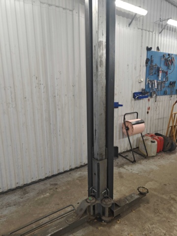 1130533-4 2-post lift 3000 kg ATT Hymax S3000 -2006 (Repair item)