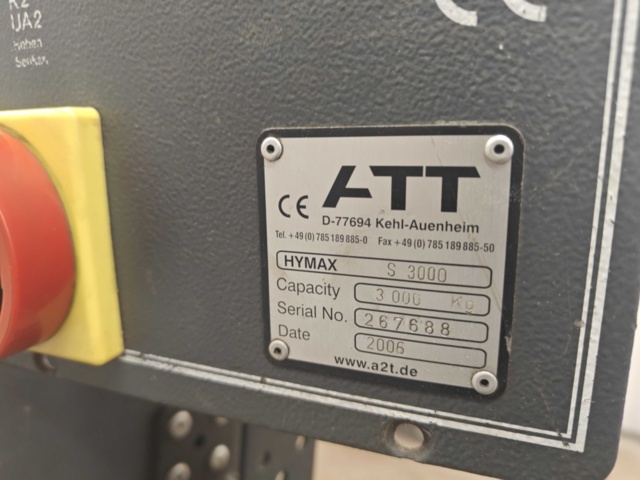 1130533-11 2-post lift 3000 kg ATT Hymax S3000 -2006 (Repair item)