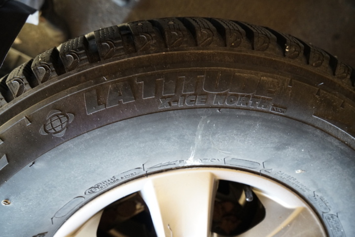 1323943-6 4pcs Studded tires on aluminum rims – Fits Mitsubishi L200 (2008)