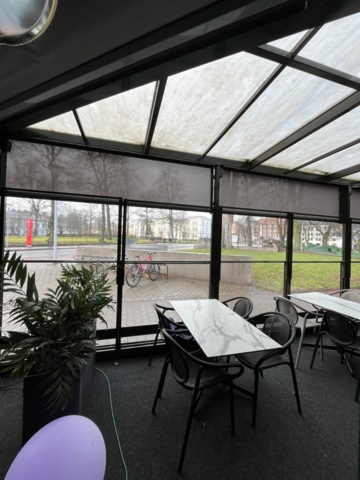 1304462-8 Uteservering - Glaspartier och markiser - Sun OFF / Svalson