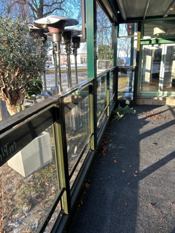 1304462-23 Uteservering - Glaspartier och markiser - Sun OFF / Svalson