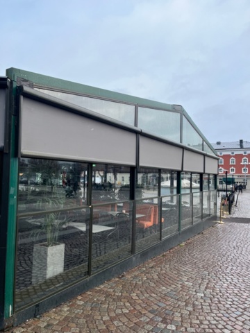 1304462-5 Uteservering - Glaspartier och markiser - Sun OFF / Svalson