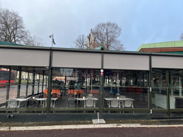 1304462-6 Uteservering - Glaspartier och markiser - Sun OFF / Svalson