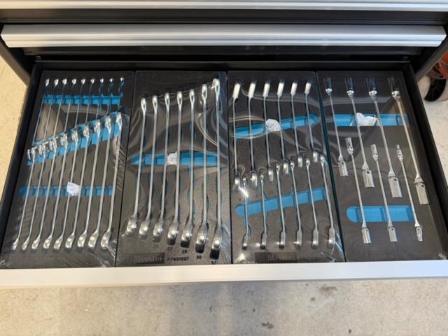 1312279-7 Verkstadsskåp 535 delar