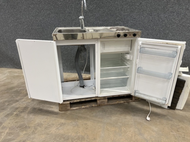 1324255-8 Trinette kitchen