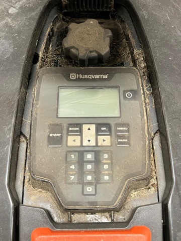 1323995-7 Robotic lawnmower with charging station - Husqvarna AutoMower 310 Mark II