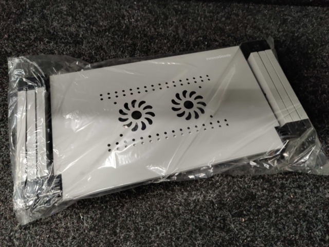 1324417-12 72 pcs Laptop Stand/X-Stand Adjustable Omnible InnovaGoods