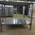 1322235-1 Arbetsbänk,  rostfritt stål med underhylla