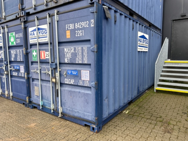 1225922-2 Container 20 fot med innehåll -2016