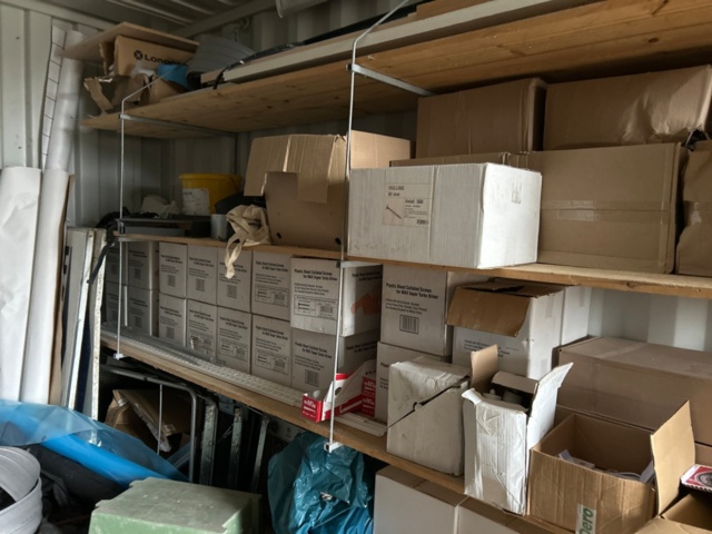 1225923-5 Container 20 fot med infästningsmaterial -2011