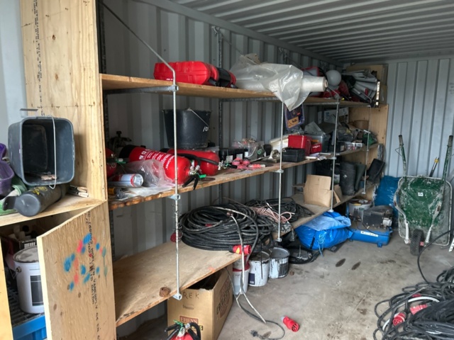 1225924-5 Container 20 fot med kablage och byggutrustning -2015