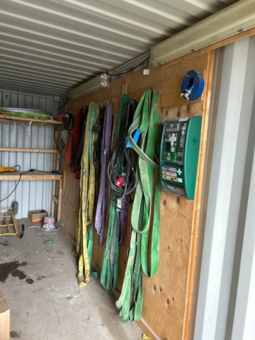 1225925-6 Container 20 fot med innehåll -2015