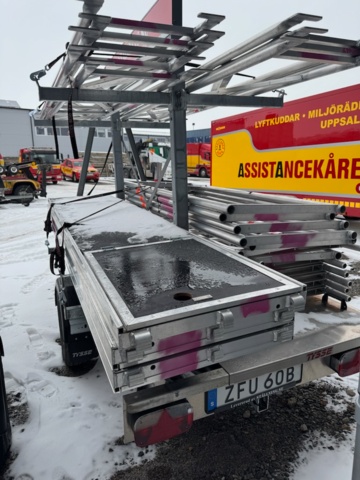 1286482-5 Ställningstrailer med Altrad villapaket 3 - Tysse 1300kg -2023