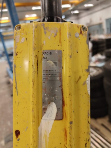 1289131-6 Dubbeltravers Stahl ST10 2x750 Kg