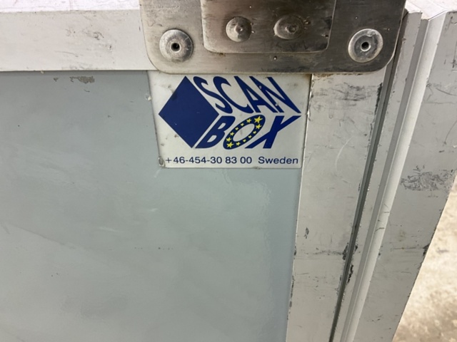 1198122-3 Warming cabinet on wheels Scanbox