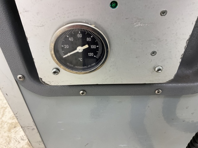 1198122-6 Warming cabinet on wheels Scanbox