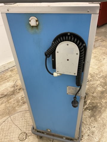 1198123-3 Warming cabinet on wheels