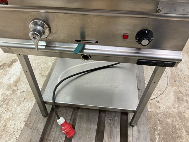 1198141-3 Pasta cooking