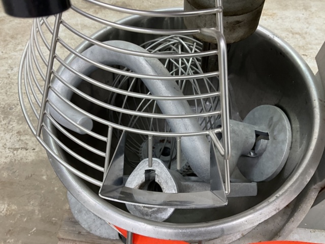 1198155-8 Whisk and mixing machine SMAKY 60L