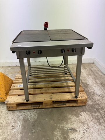 1198165-1 Stove with 4 burners