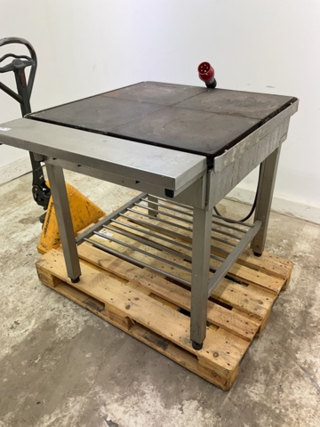 1198165-6 Stove with 4 burners