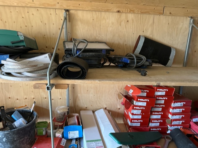 1225926-9 Container 20 fot med innehåll -2019