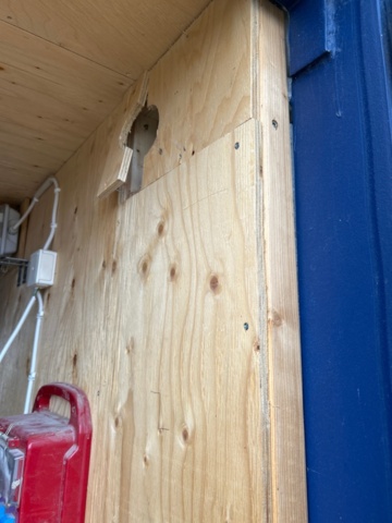 1225926-14 Container 20 fot med innehåll -2019