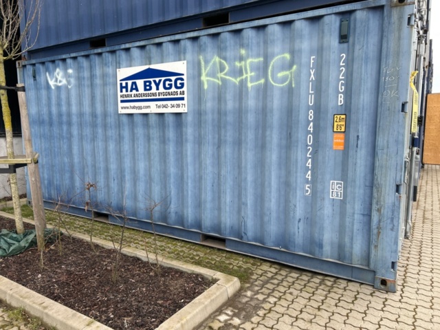 1225927-3 Container 20 fot med innehåll -2015
