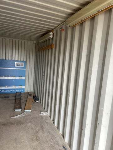 1225927-10 Container 20 fot med innehåll -2015