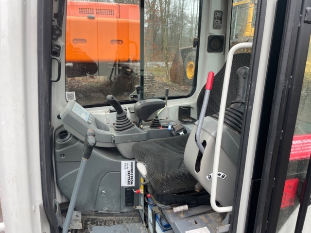 1316340-7 Crawler excavator Takeuchi TB 216