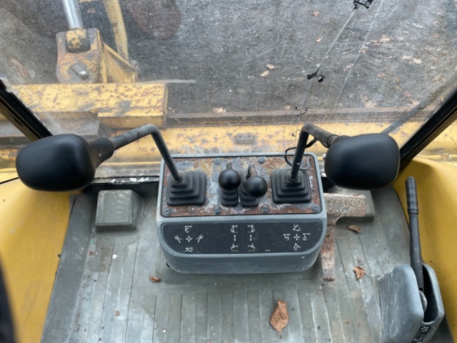 1316342-27 Backhoe loader Caterpillar 438C