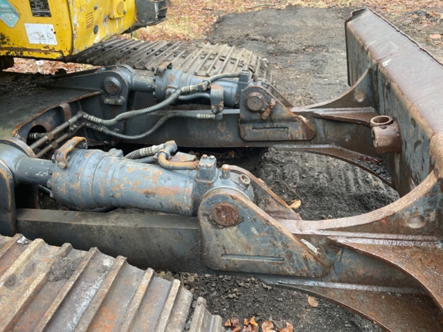 1316343-8 Crawler excavator Komatsu PC 138US