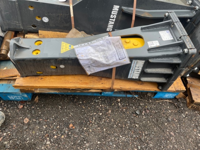 1316357-1 Hydraulic hammer Mustang HM 300, new