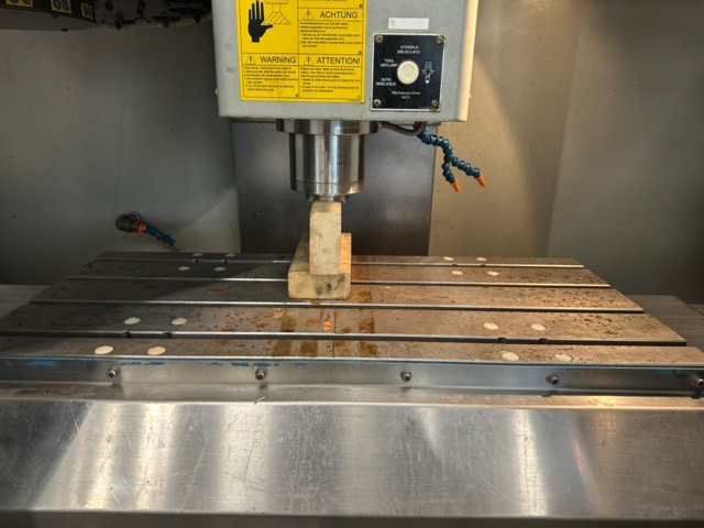 1324802-3 Fleroperationsmaskin Dugard Eagle 760