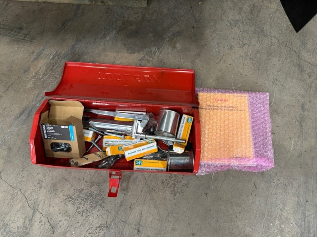 1324802-9 Fleroperationsmaskin Dugard Eagle 760